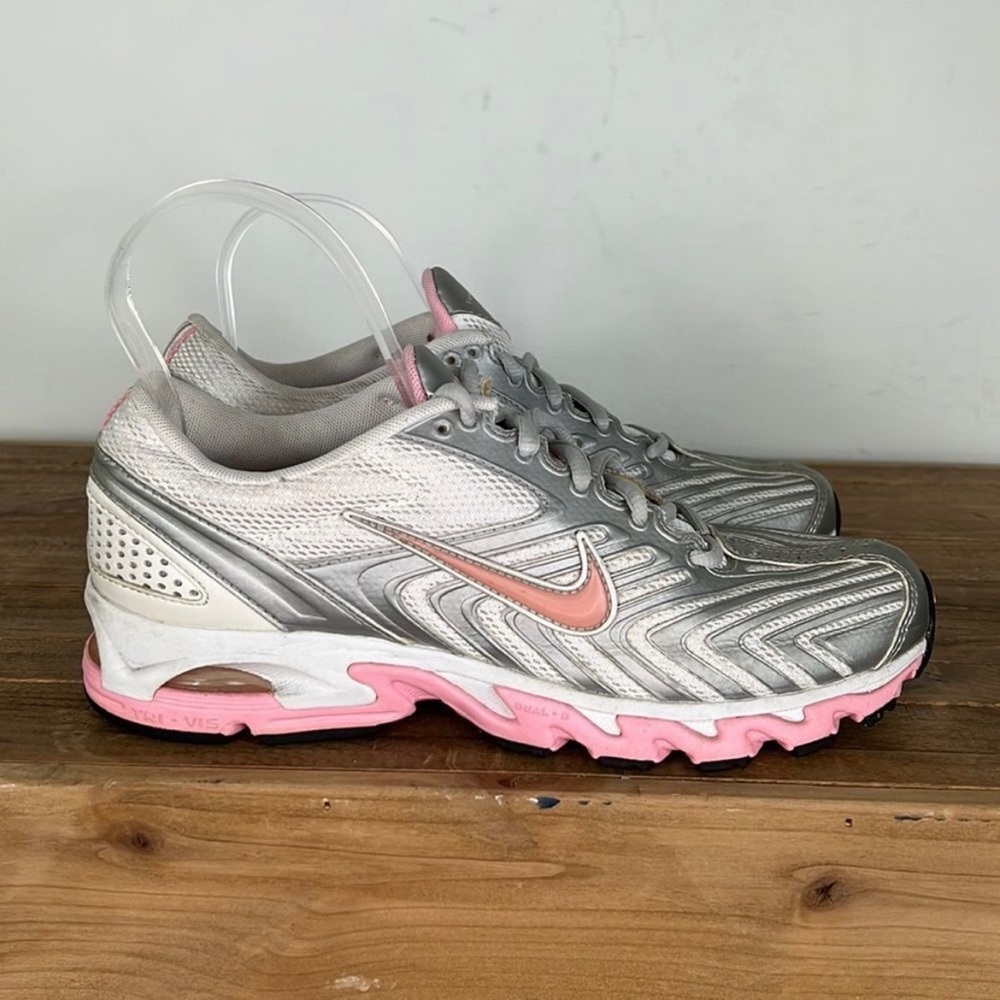 SOLD NIKE silver white and pink air vapor running sneakers us women’s size 8